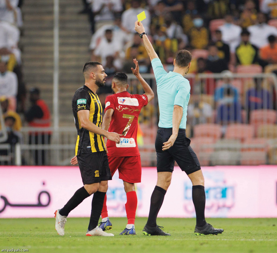 الاتحاد
على طريق القياسي