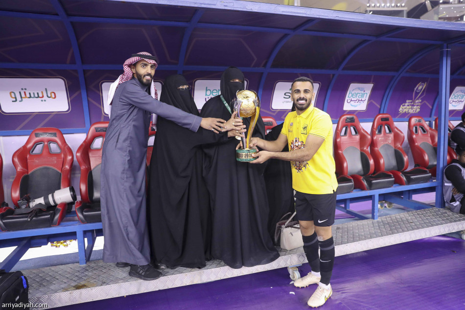 دقيقتان..
وراء لقب السوبر
