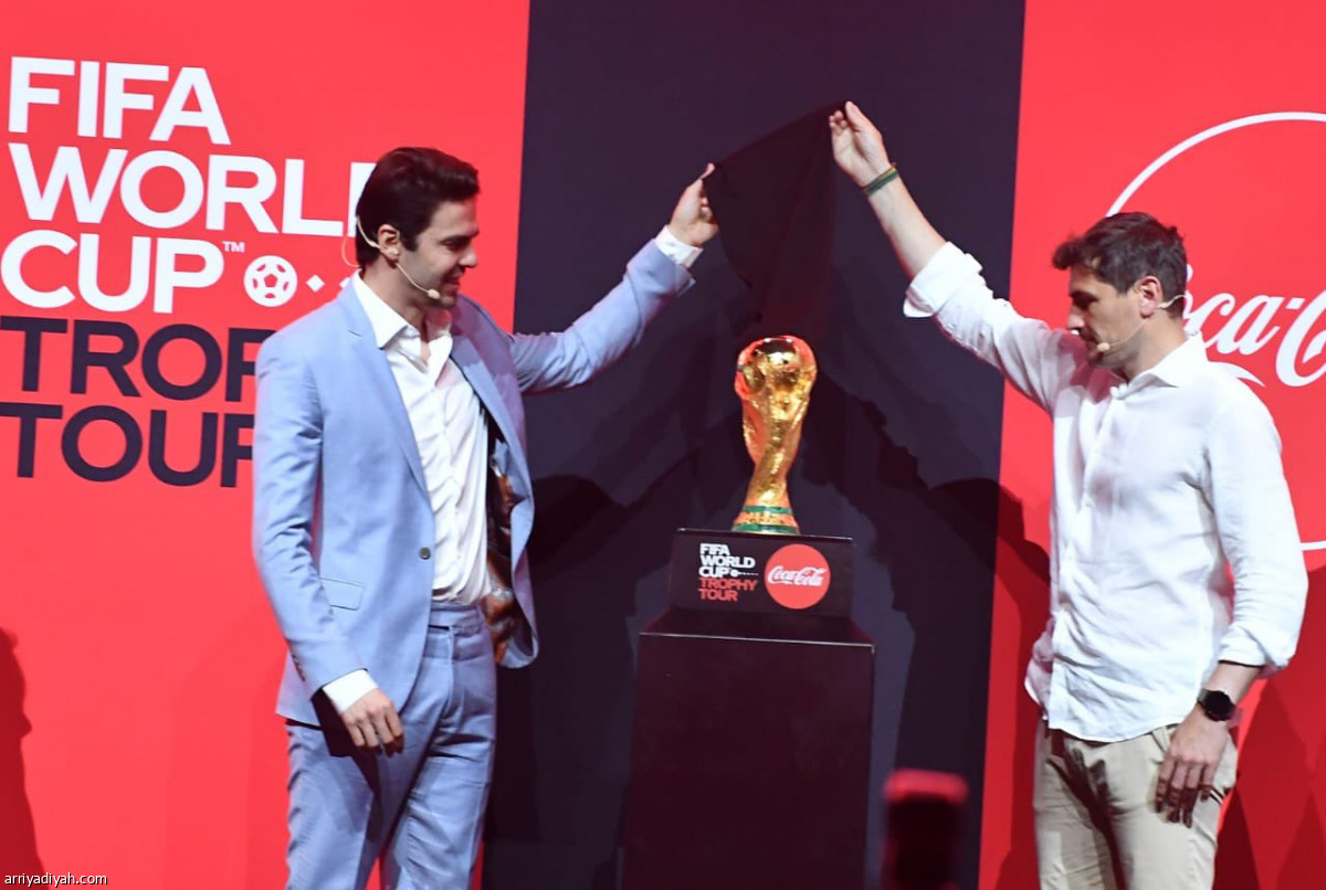 «كأس العالم » تبدأ جولتها من دبي