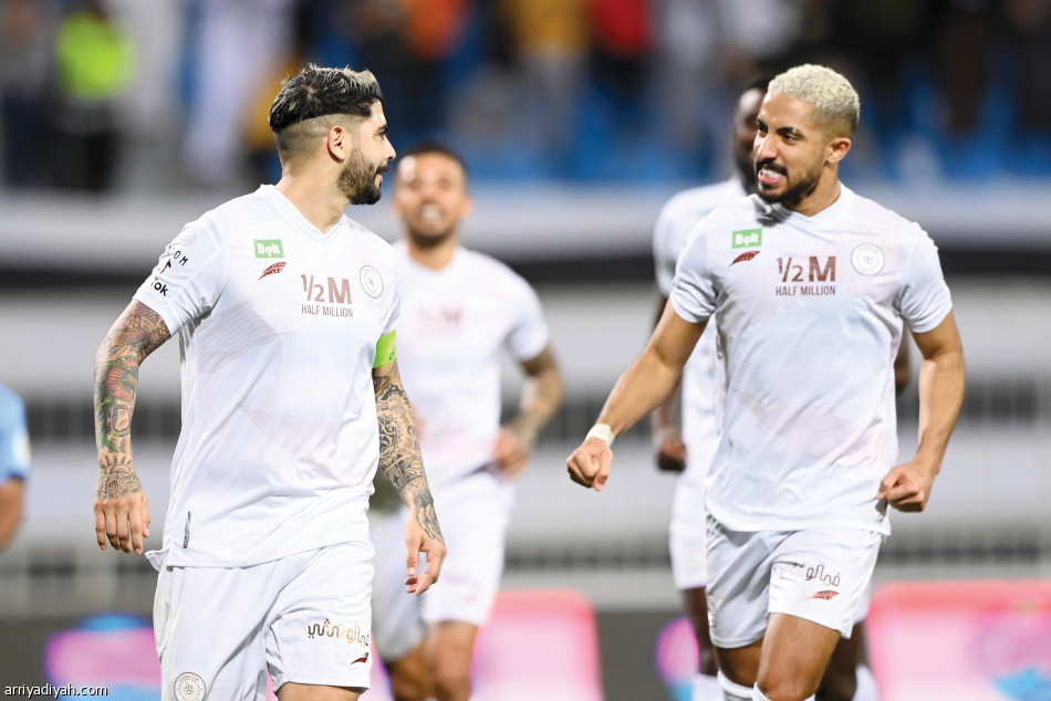 المرة الثالثة
الشباب يكتسح بالأربعة
