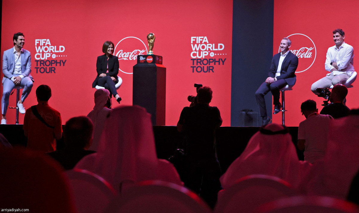 «كأس العالم » تبدأ جولتها من دبي