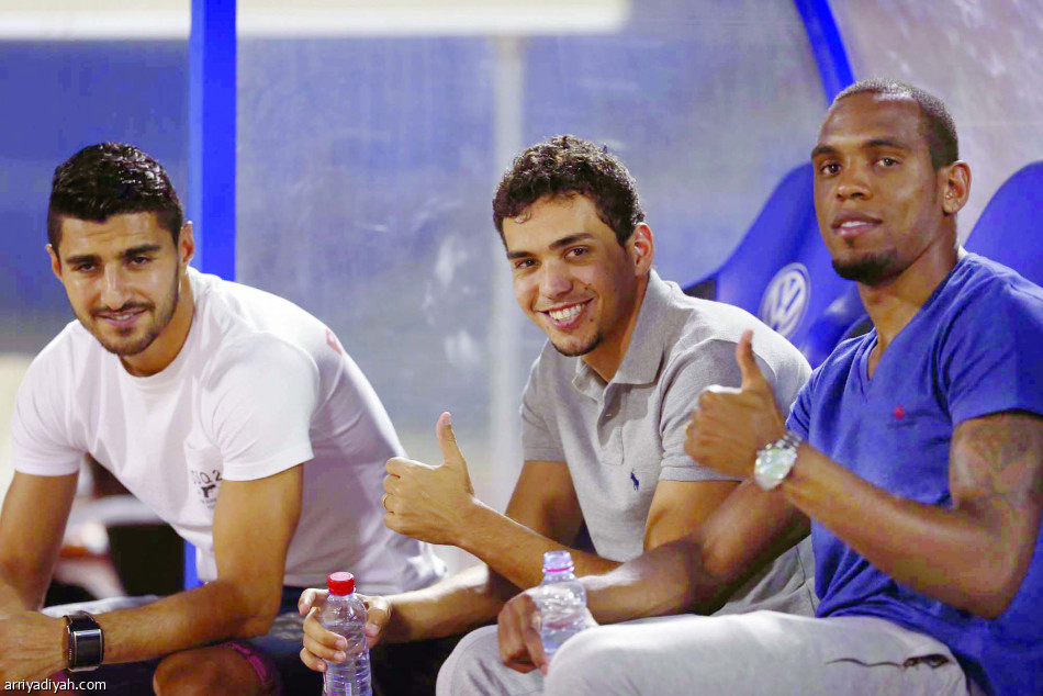 بدلاء الهلال يكسبون تجربة الخليج
