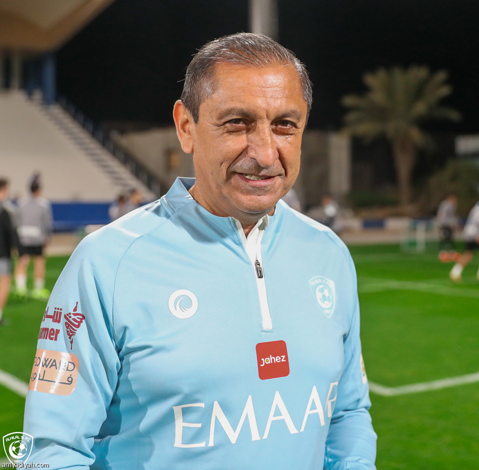 بالنهائي الثاني..
رازوفيتش ودياز يعادلان 3 مدربين