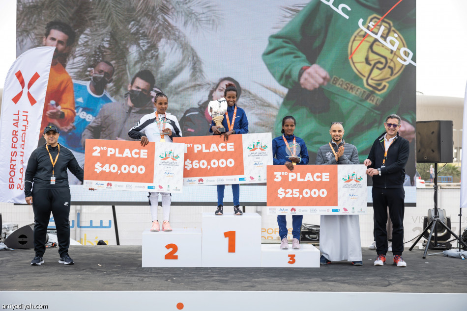10 آلاف
في ماراثون الرياض
