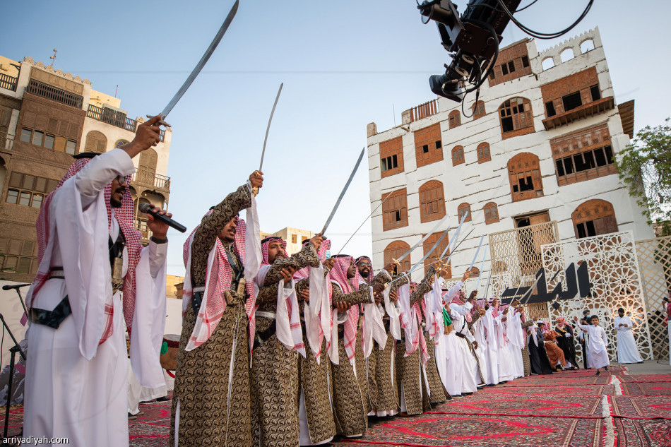 جدة التاريخية.. بسطات ومعارض تشكيلية