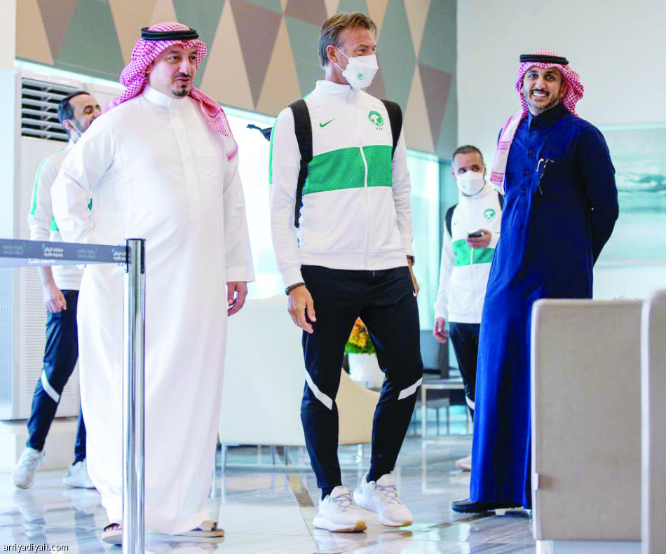 كنو الأخير..
غريب أول الواصلين