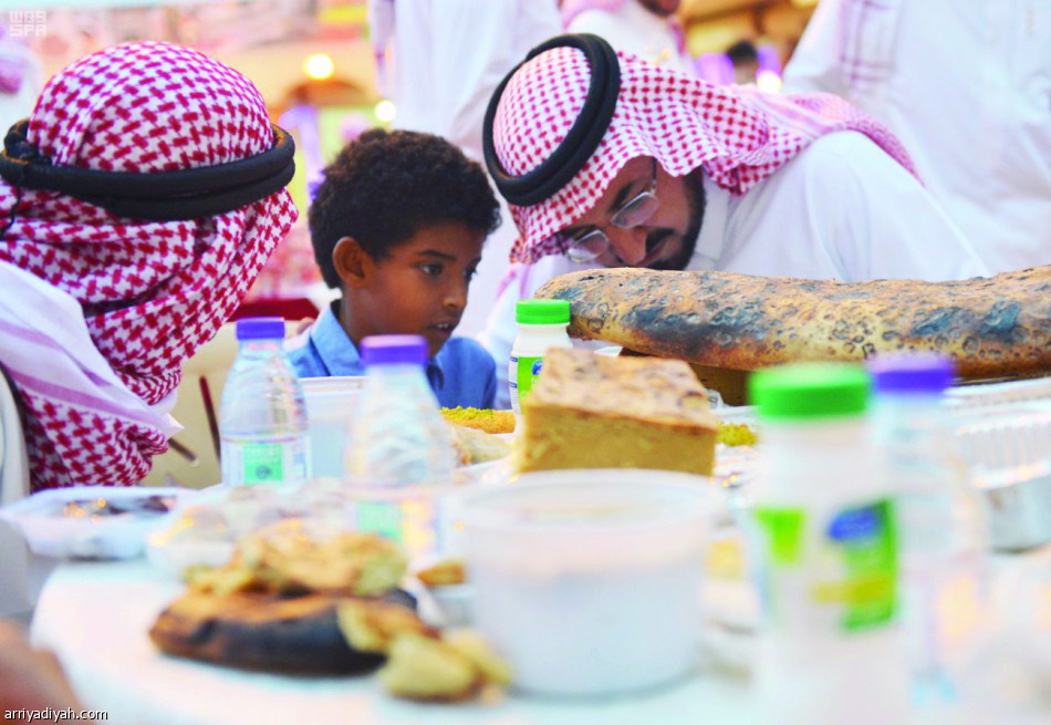 حفل إفطار لأسر الشهداء في الباحة