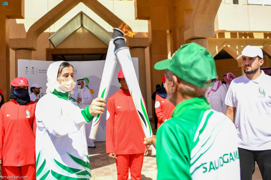 تبوك تستقبل شعلة دورة الألعاب السعودية