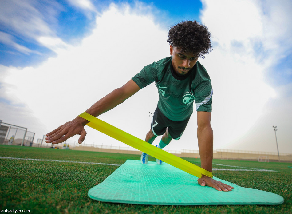«المخصصة» تُجهز أخضر الشباب