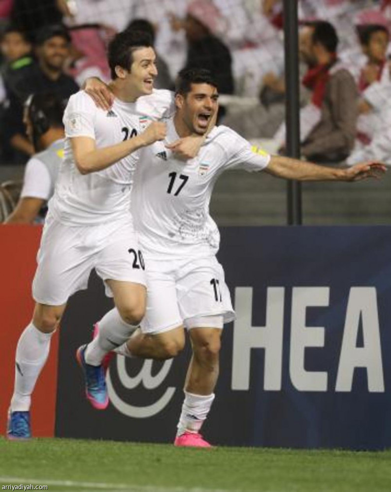 آمال قطر تتقلص في التأهل إلى المونديال بعد الخسارة أمام إيران