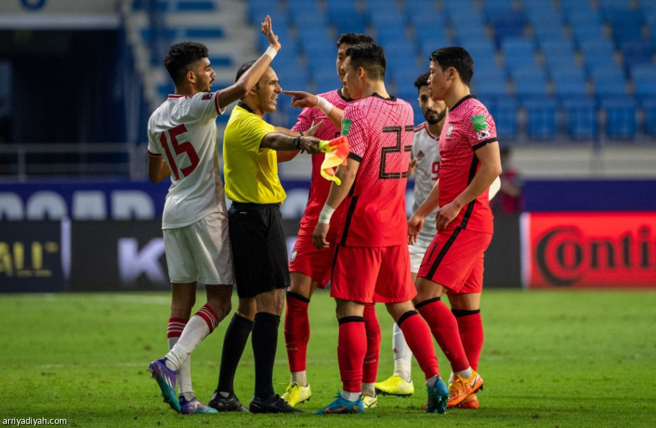 الإمارات تتأهل لمواجهة أستراليا في الملحق