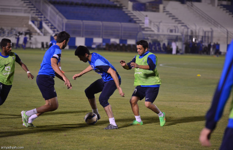 تدريبات الهلال تسلّم وتسليم