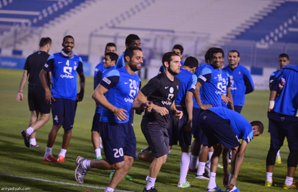 تدريبات الهلال تسلّم وتسليم