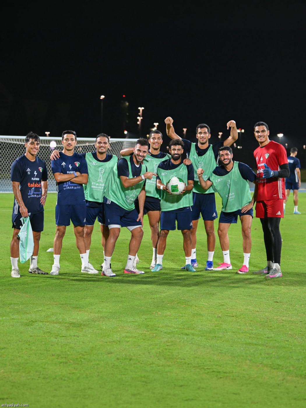 الكويت تفتح ملف عمان